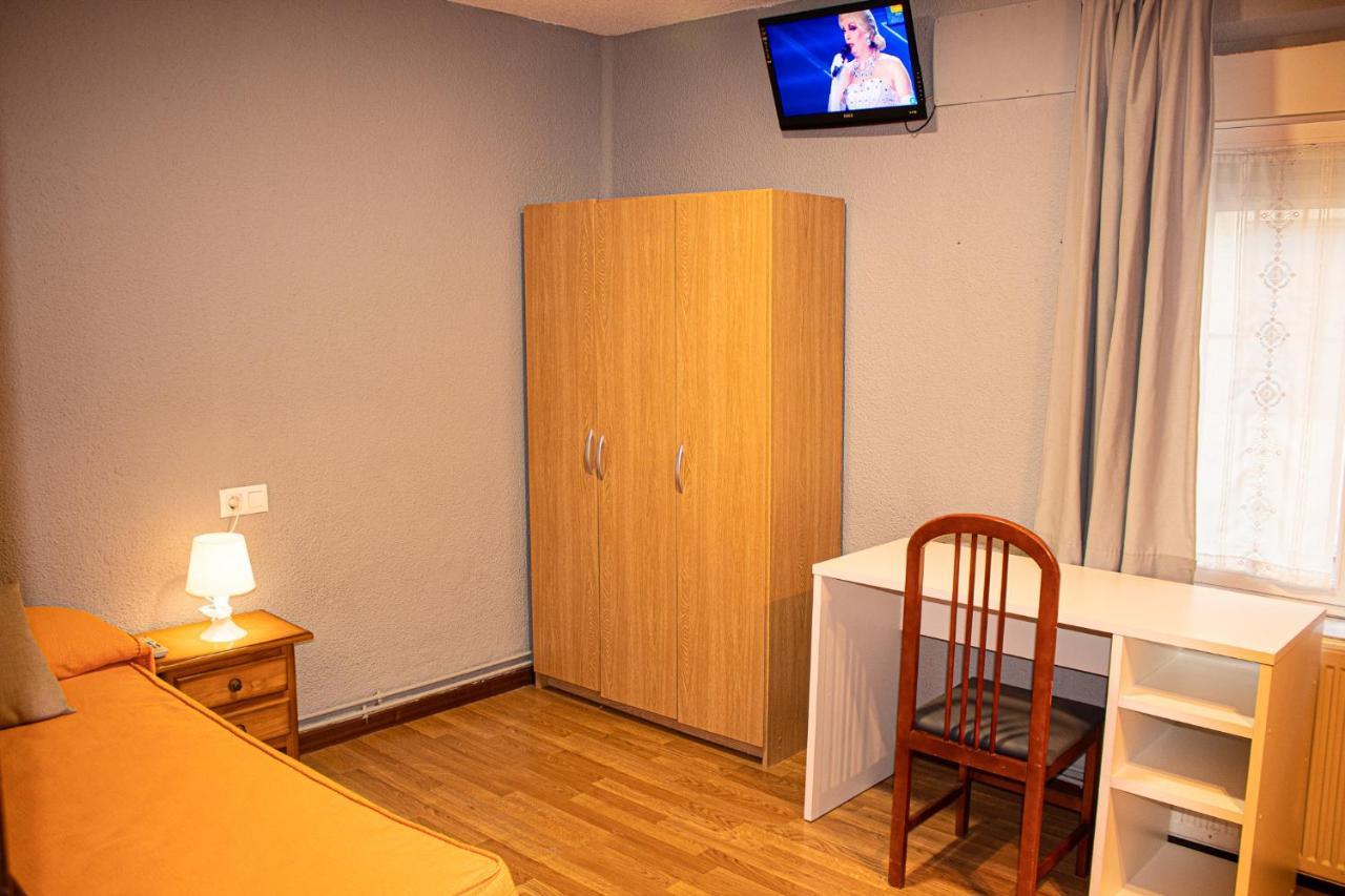 Residencia Salamanca Universitaria Hotel Kültér fotó